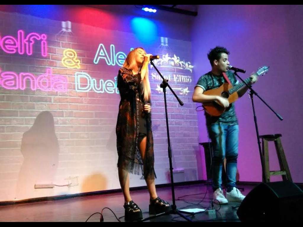 Delfi_Ale_La_Voz @saint_elmo