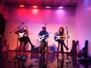 Loreto_Paz_Ampuero_Varas@saint_elmo