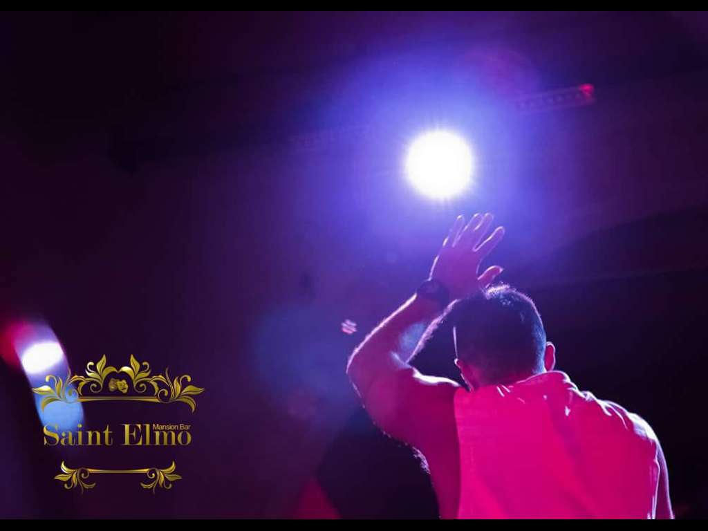 W@saint_elmo